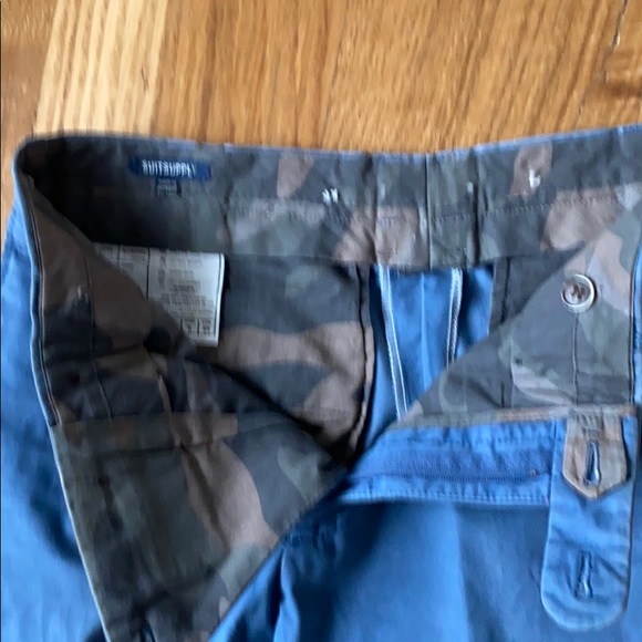 Chinos - Picture 2 of 5